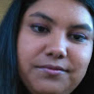 Meet your Posher, Desiree